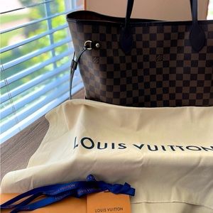 Louis Vuitton Neverfull MM Damier Ebene with Cherry Lining - EUC